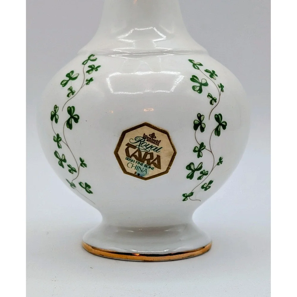 Royal Tara Irish Fine Bone China Bud Vase Shamrock Tara Hall Galway Ireland Gold